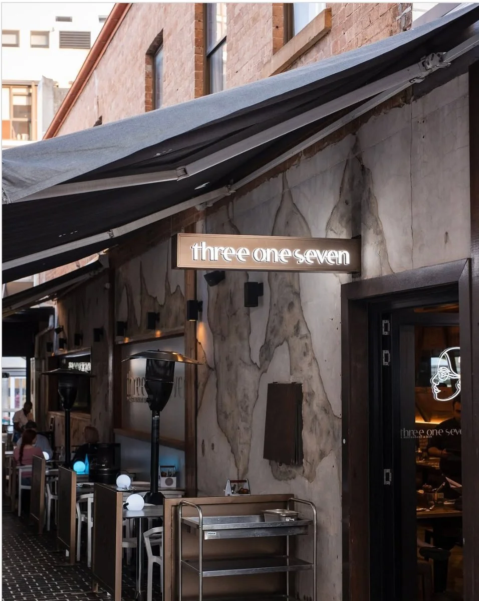 Restaurant 317