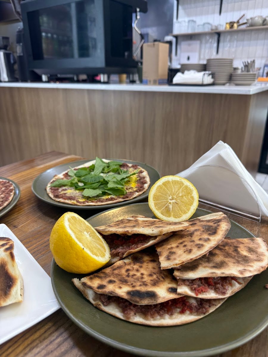 Ramis Cafe