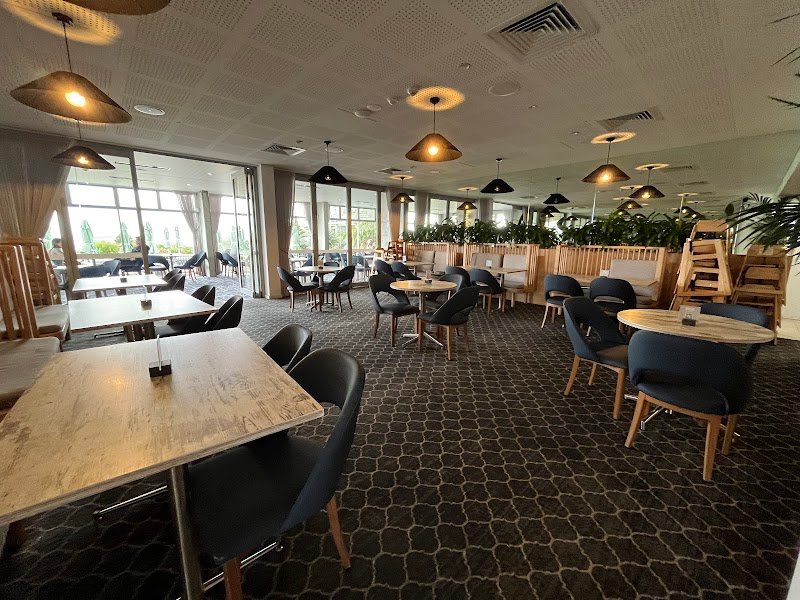Headlands Brasserie Bar