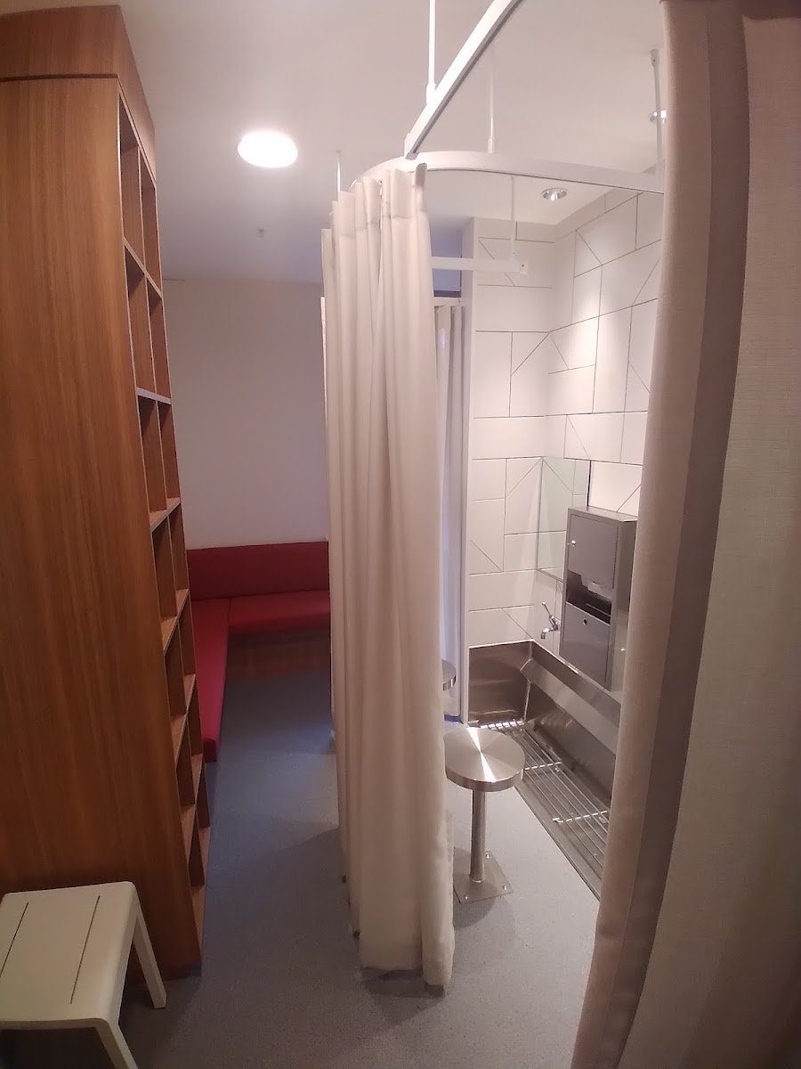 AL-INAYA PRAYER ROOM FOR SISTERS