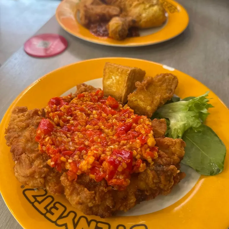 DPenyetz DCendol Chinatown HALAL