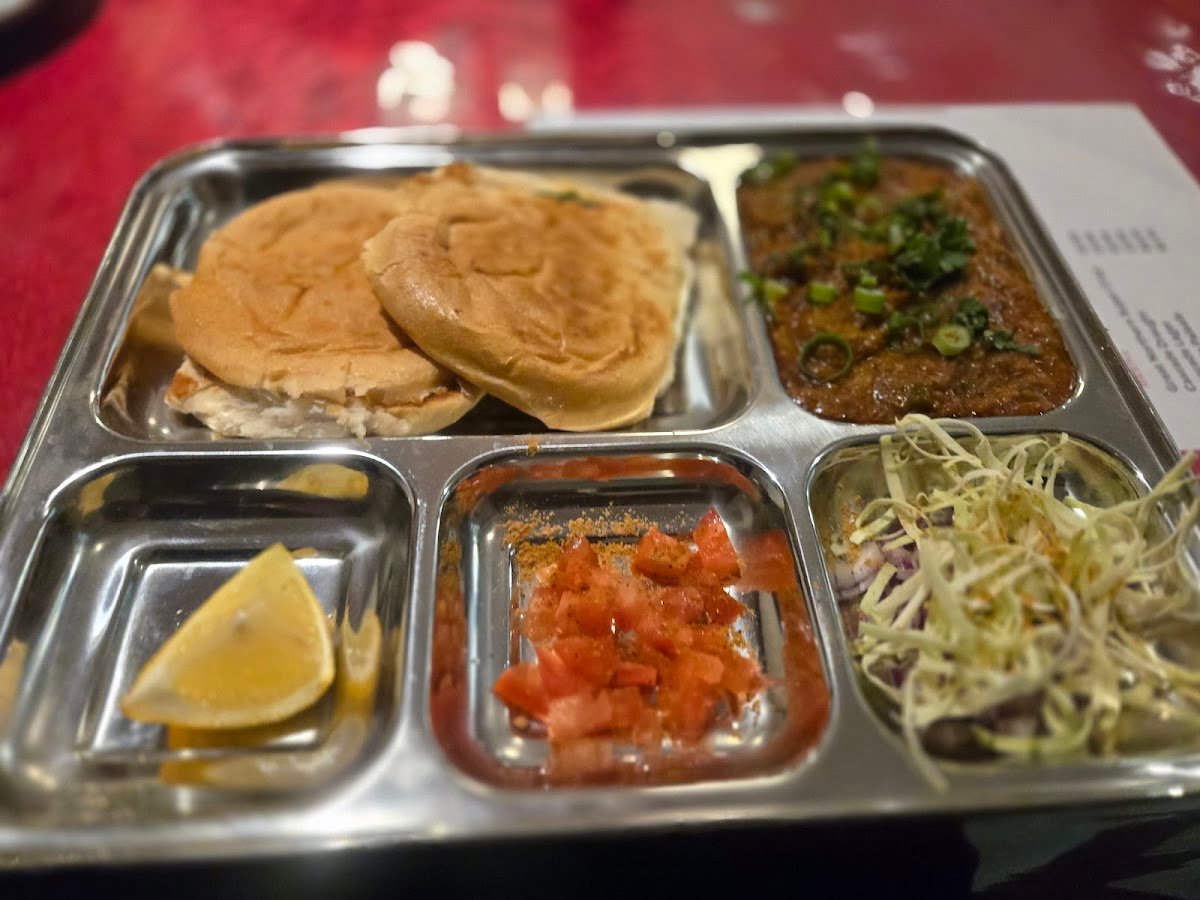 Gujju Food Hub