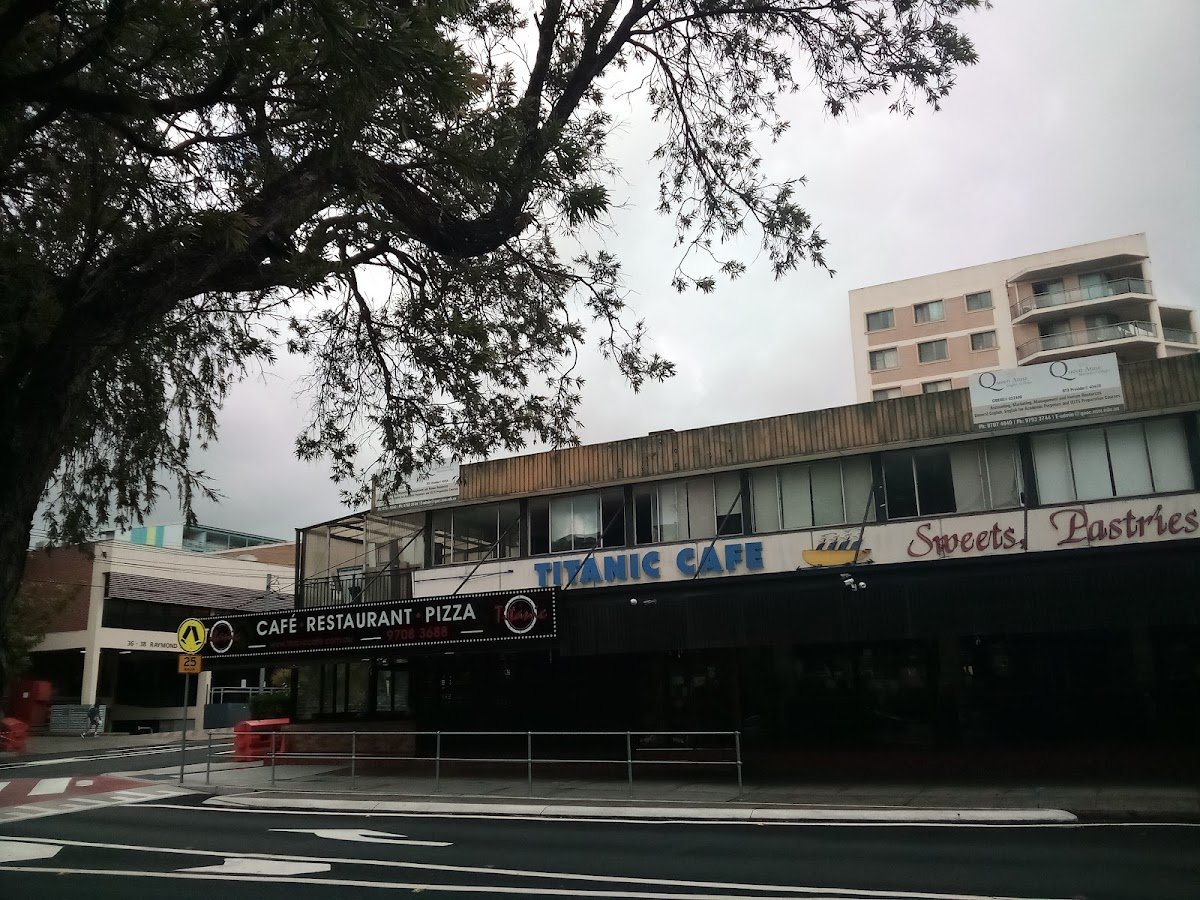 Titanic Restaurant Caf