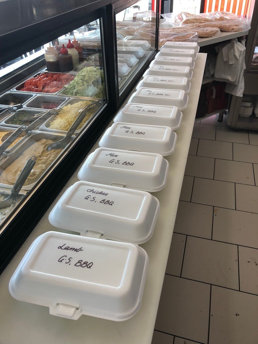 Lillys Cafe and Kebab