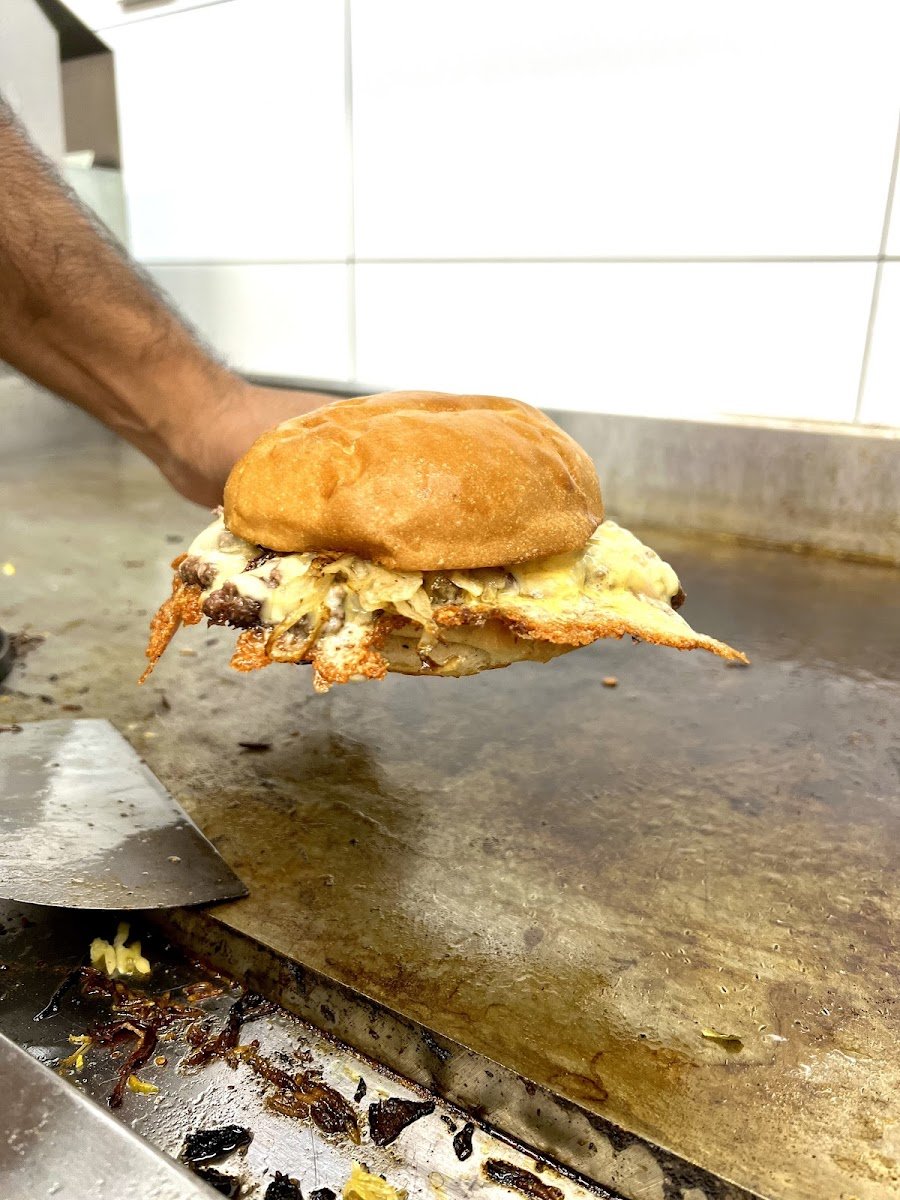 UFO BBQ - Burger - Shakes