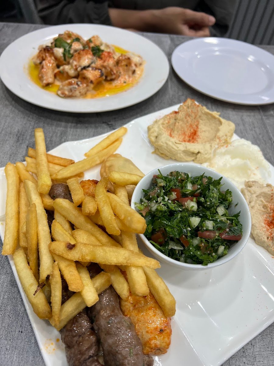 La Rouche Lebanese Restaurant