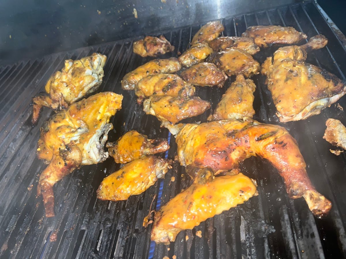 Monmos Grill