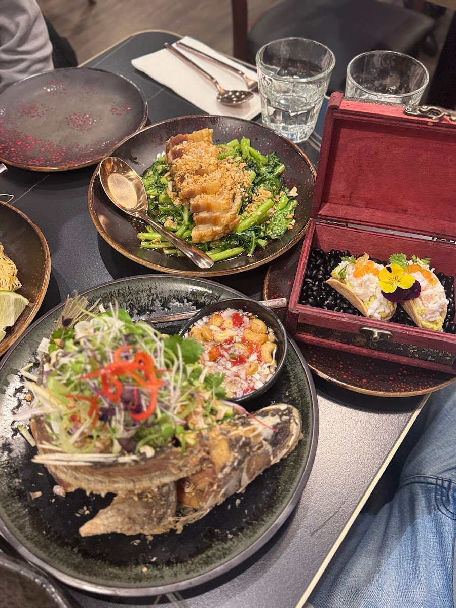 Bantatthong Thai Restaurant