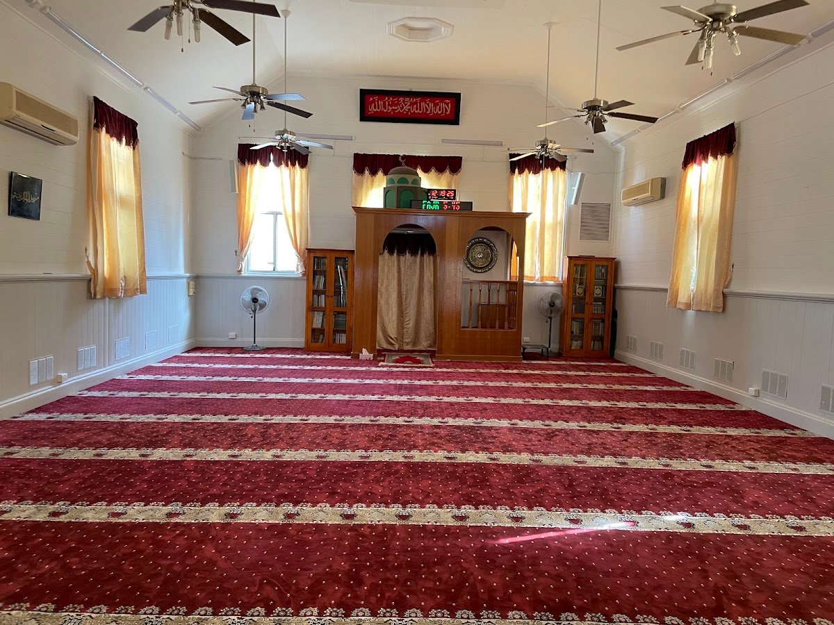 Masjid Al Madinah - West End