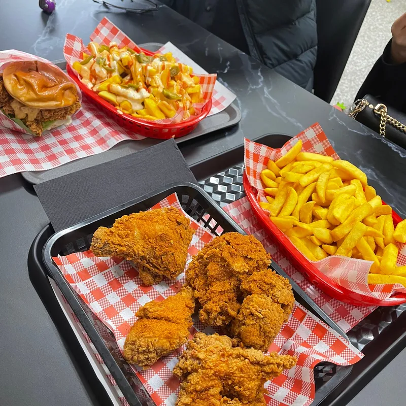 Chickzy Broast Chicken