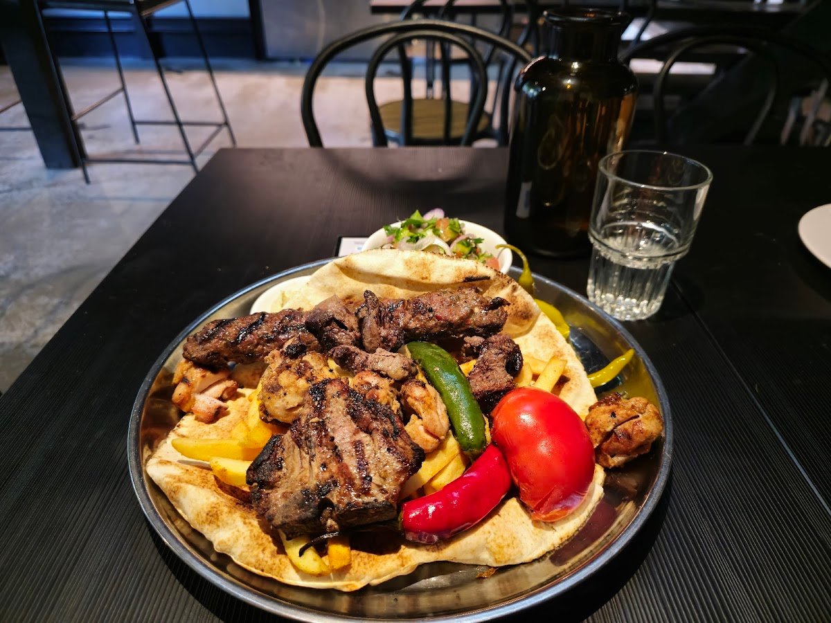 Arabesque Restaurant Lounge