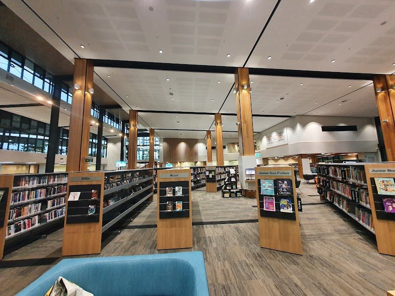 North Lakes Library