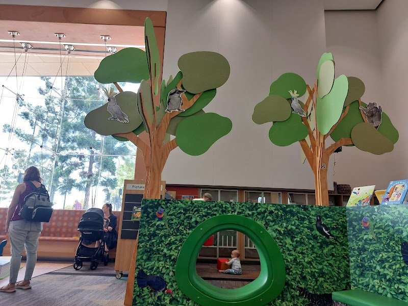 North Lakes Library