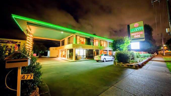Walawwa Sandown Regency