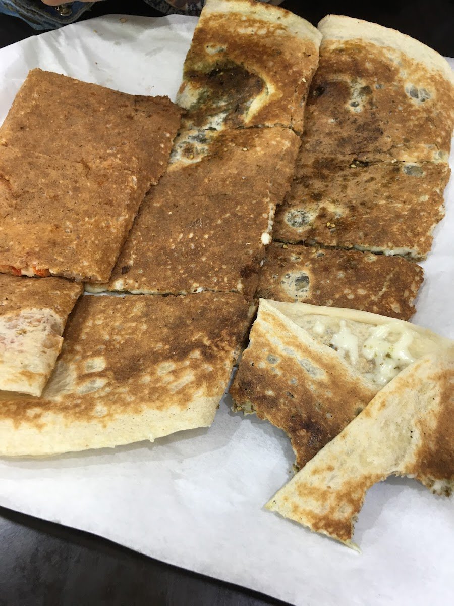 Abu Ahmed Restaurant AYAM ZAMAN