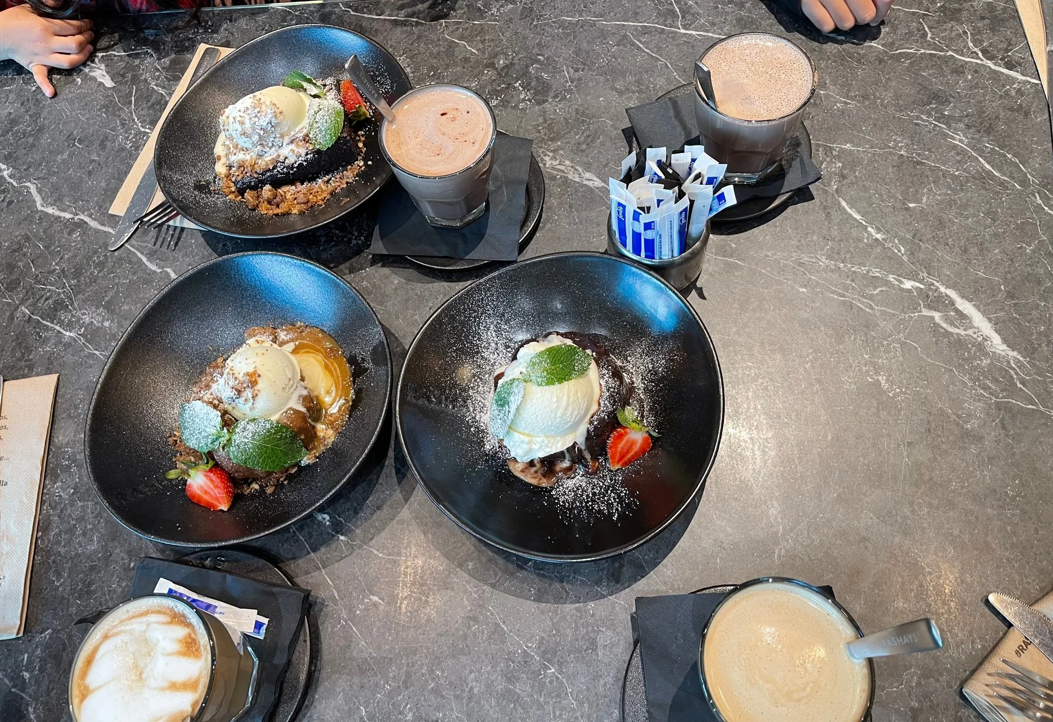 RASHAYS - Broadmeadows