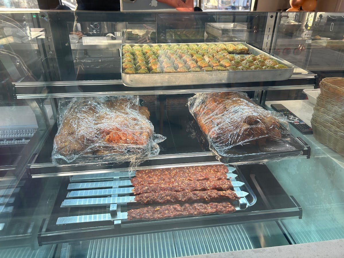 Truganina Kebab House